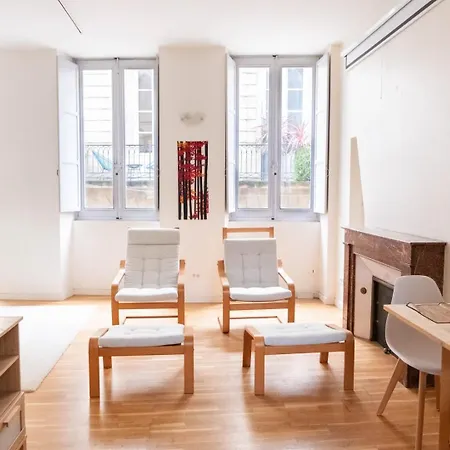 Bel Lumineux Au Coeur De Appartamento